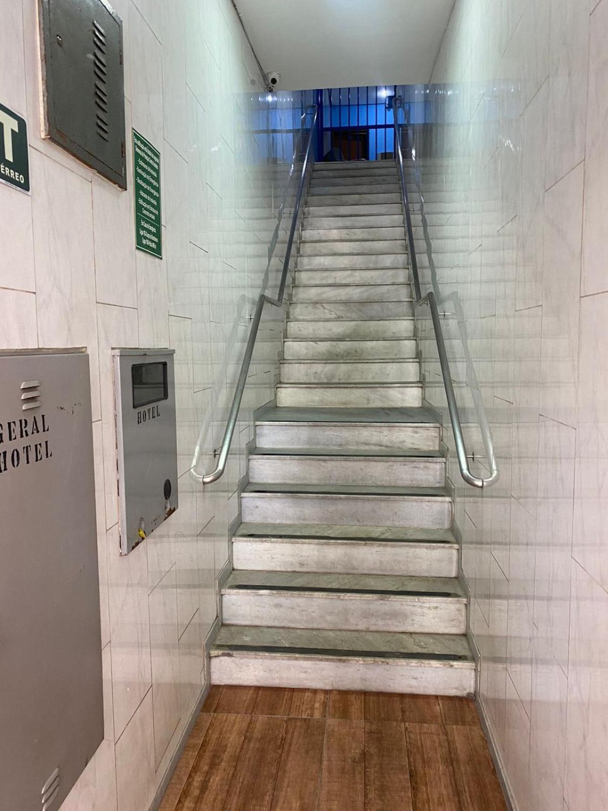 Hotel Angely 벨루오리존치 외부 사진